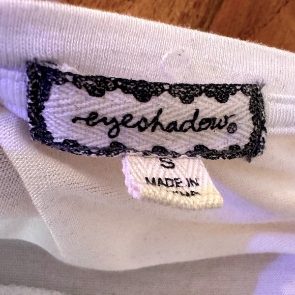 Basic White Long Sleeve T Shirt - Picture 3 of 3